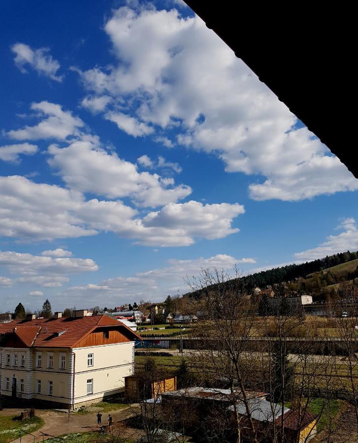 Art Apartament Ustrzyki Dolne Buitenkant foto